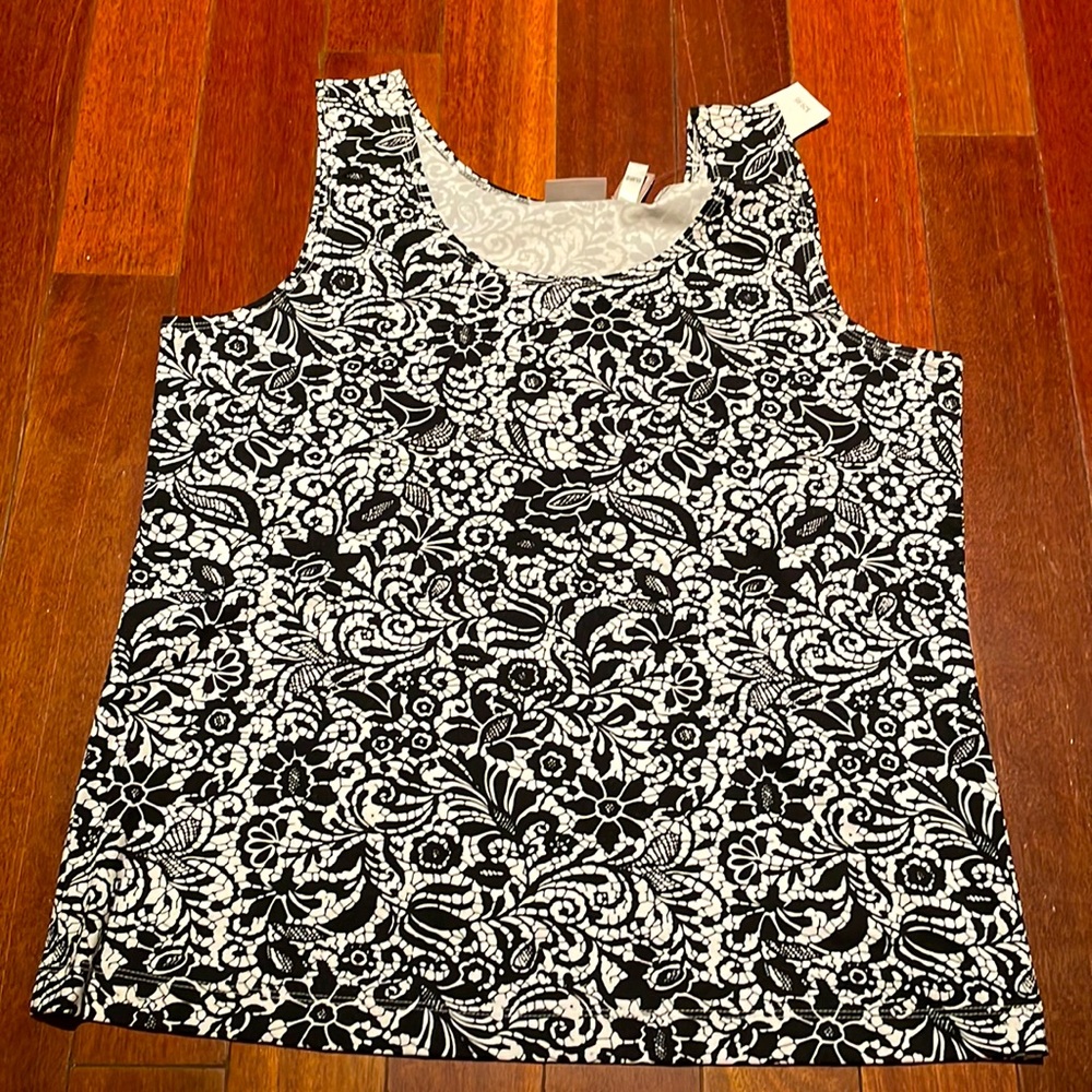 New With Tags - Black and white lace patterned tank!